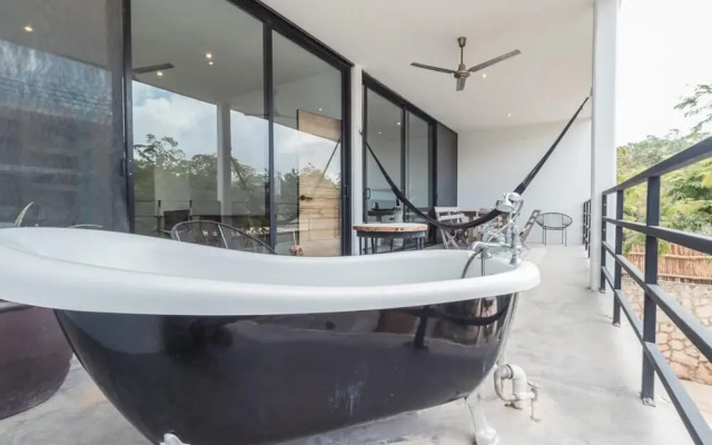 Elegant 2-br Flat Near Downtown Tulum Area