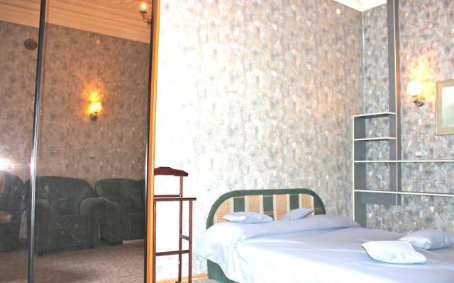 Guest House V.O.14
