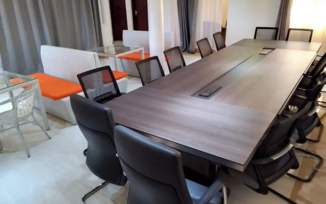 Dhe Jomels Hotel Siaya