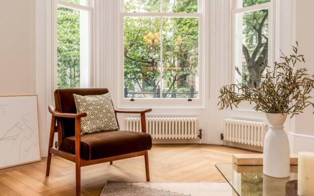 Modern Apartment Near Central London