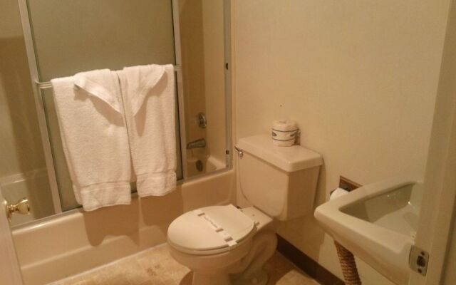 Bonnie Springs Ranch Motel