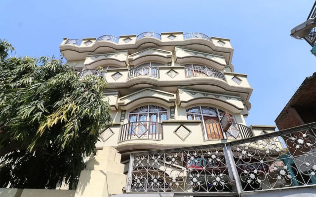 OYO 29309 Hotel Taj Palace