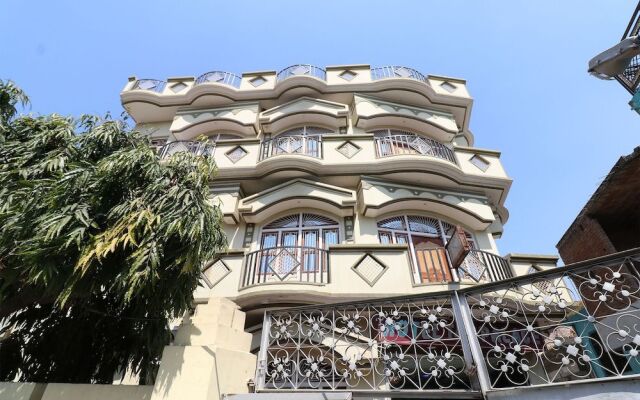 OYO 29309 Hotel Taj Palace
