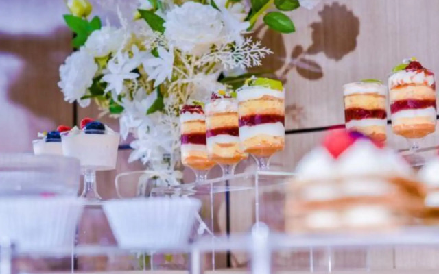 Guizhou Fengrun Karst Hotel (Jiaxiu Tower Qingyun Market Store)