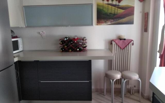 Efi'S House