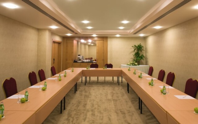 Mövenpick Hotel Izmir