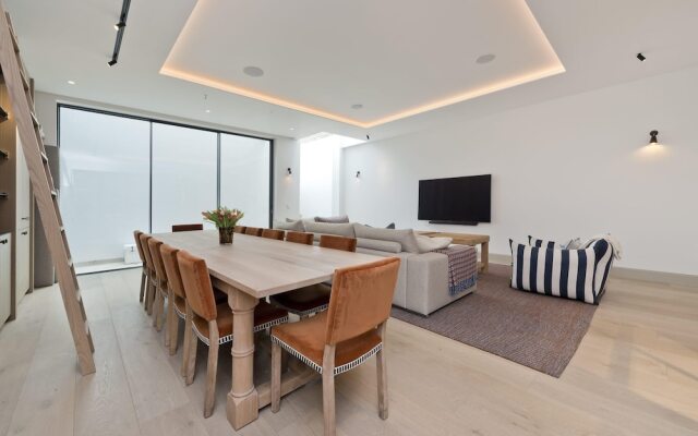 Beautiful 5 Bed House Fulham