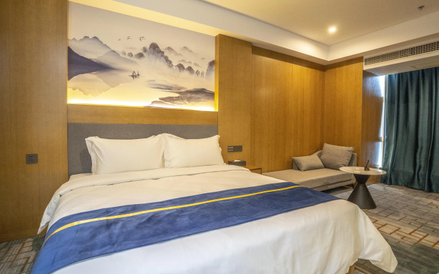 Huaiyuan Jifeng International Hotel