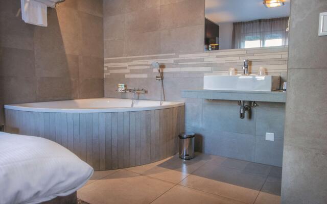 Golden Tulip West Ende