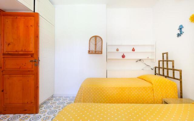 Villetta con Piscina condivisa e Giardino esclusivo di 1000 mq