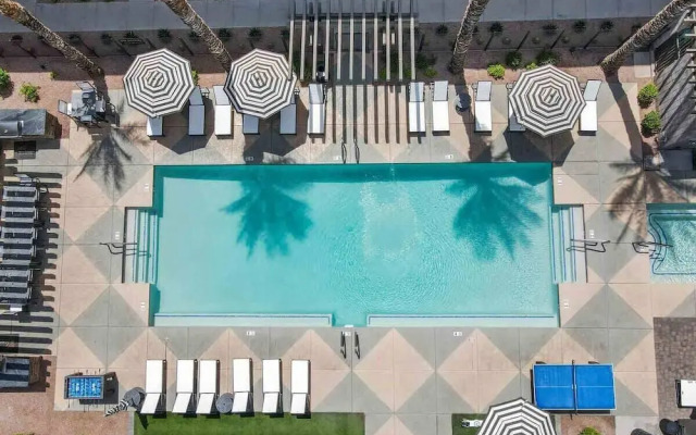 CozySuites at Zone Westgate