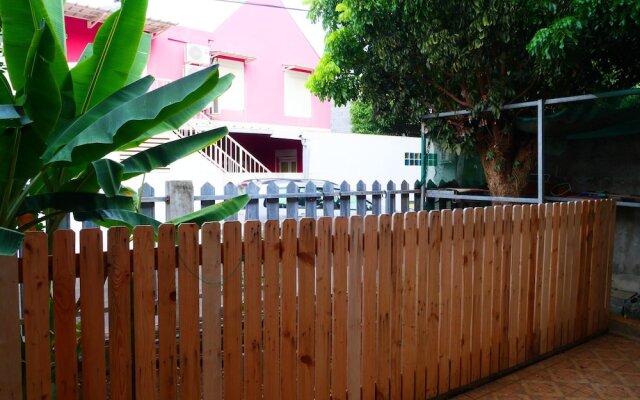 House With 3 Bedrooms in Saint-denis, With Wonderful City View, Enclosed Garden and Wifi - 28 km From the Beach