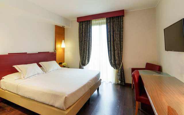 Red S Redaelli Hotel