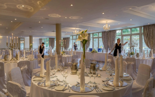Kilkenny River Court