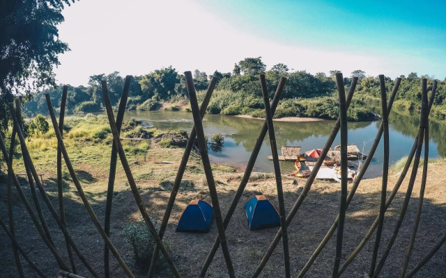 Nan De Panna Riverside Homestay