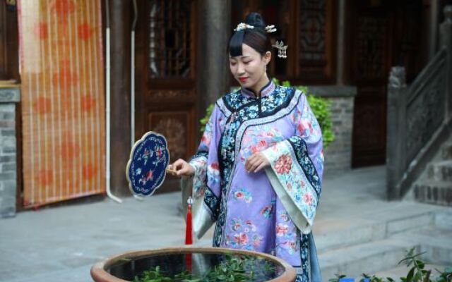 Miss.R (Pingyao Ancient City Store)