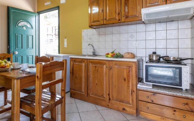 Apostolos Apartment 6