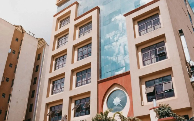 Saab Royale Hotel