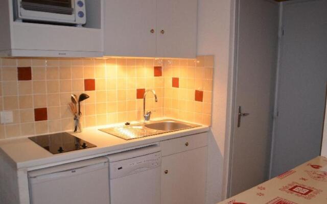 Appartement Les Menuires, 1 pièce, 4 personnes - FR-1-452-31