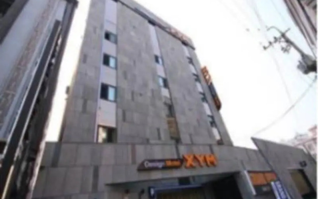XYM Motel