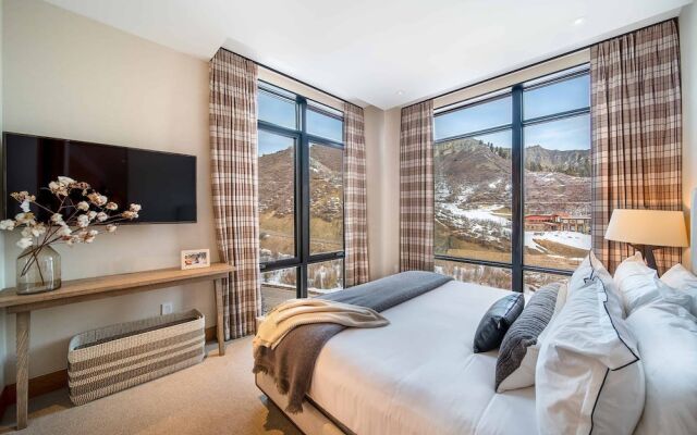 One Snowmass - Snowmass Mountain Lodging