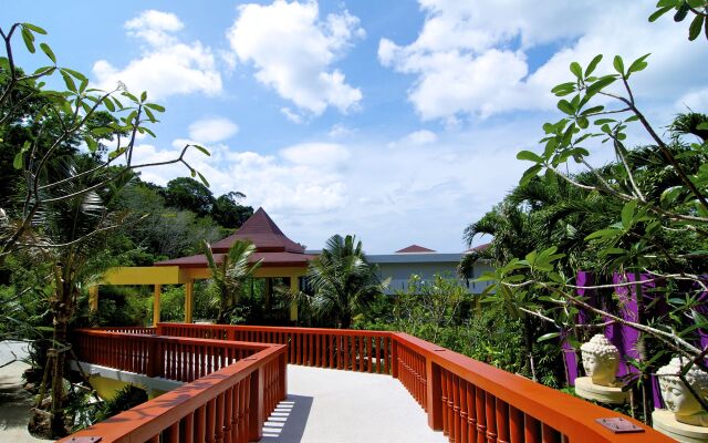Grand Bleu Ocean View Pool Suite