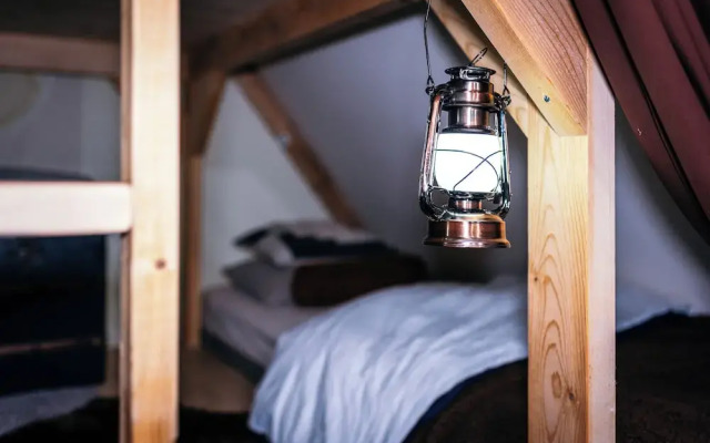 Cabane de la Saône by Lyon Country House