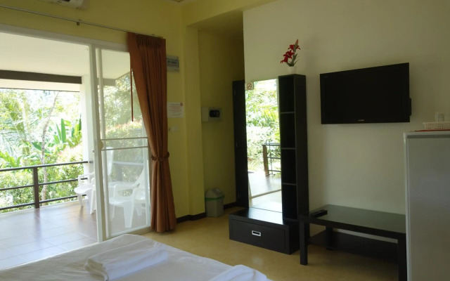 Khaolak Hillside Villa