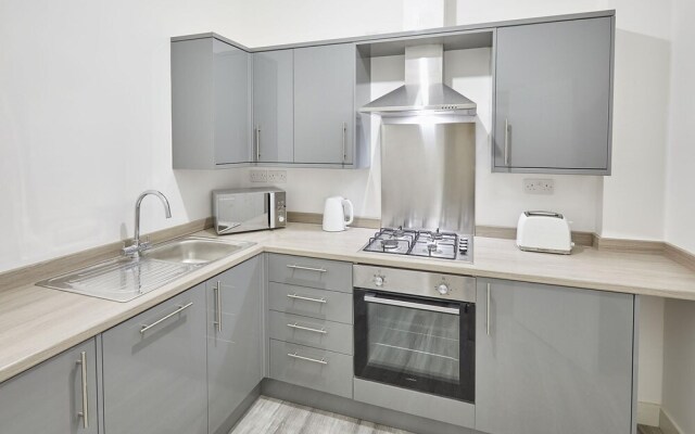 Host Stay Flat 2 Glenholme House