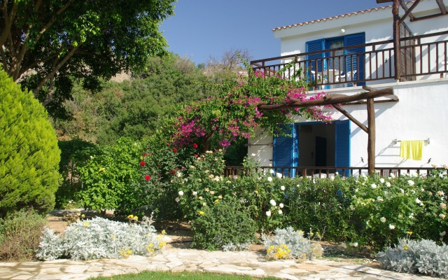 Hylatio Tourist Village