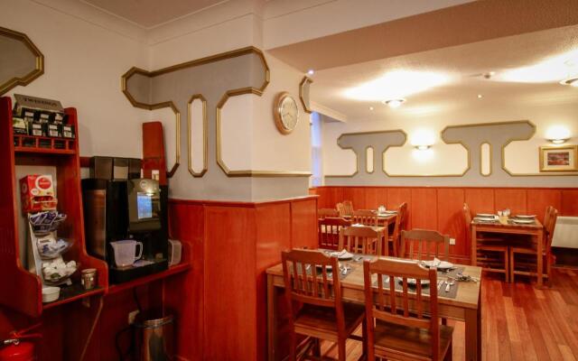 Charing Cross Hotel