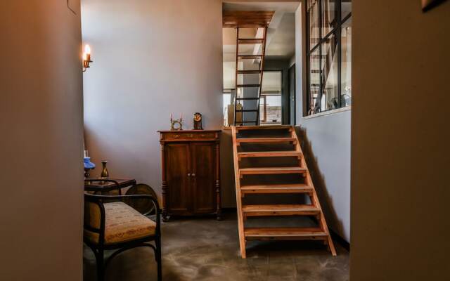 FM Luxury 3-BDR Apartment - 3 Levelled Home