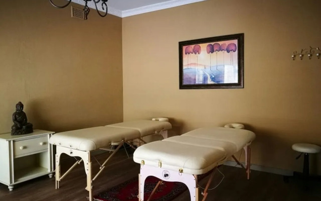 Plattekloof Residence | Island Letting