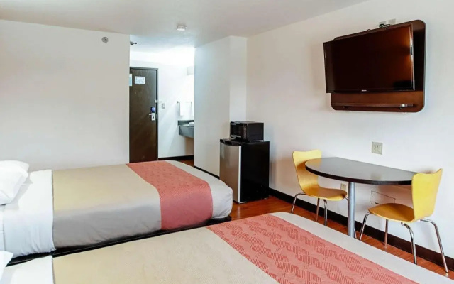 Motel 6 Lebanon In