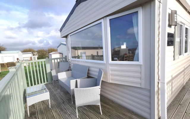 Snowdonia Sunbeach Holiday Sea and Mountain View