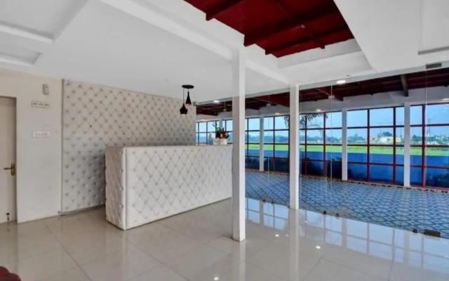 Gods County. Resort & Banquets