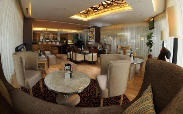 Puteri Wing, Riverside Majestic Hotel