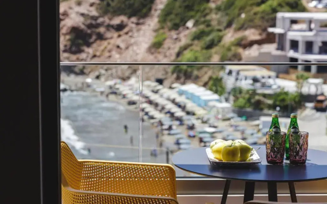 Mira Mare Luxury Residence