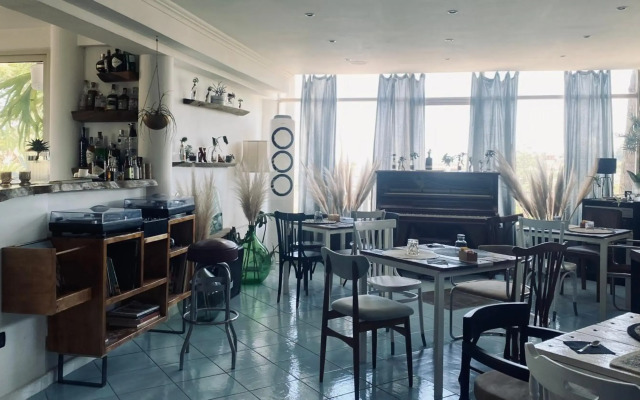 Black Market Hotel