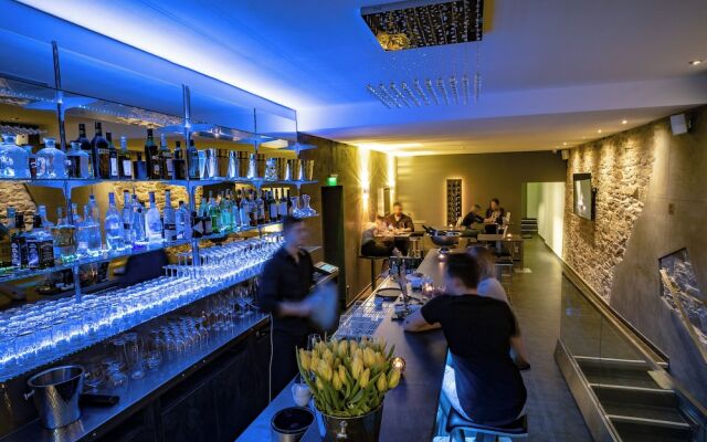 Alfa Hotel