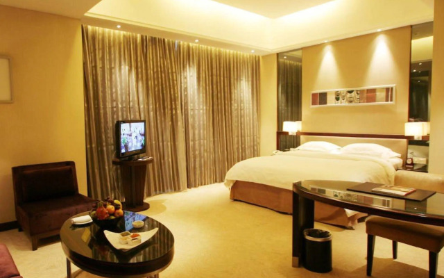 Luxemon Xinjiang Yindu Hotel
