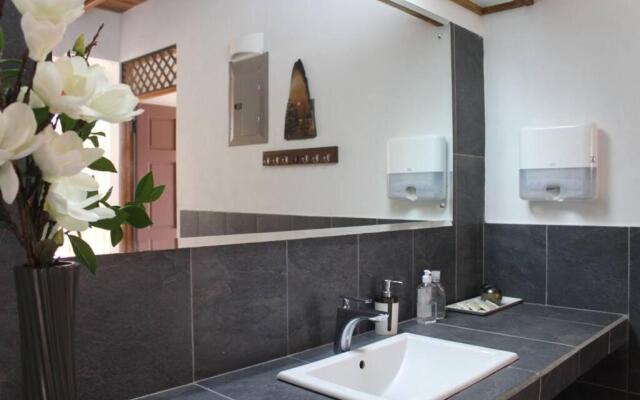 Casa Villa Jade - 10km de Río Celeste