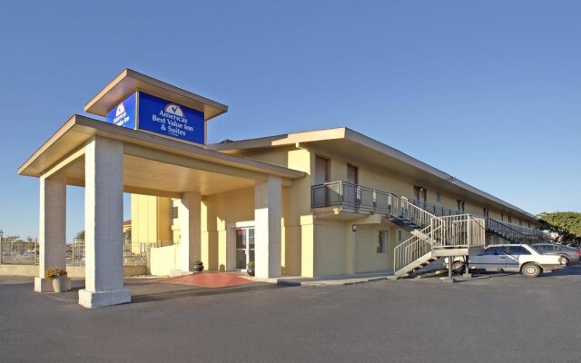 Travelodge by Wyndham New Braunfels