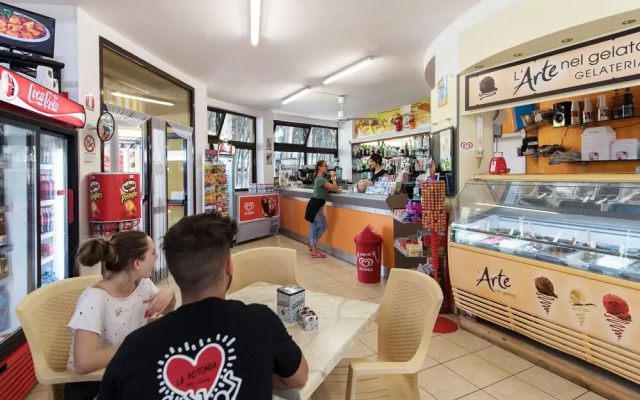 Spacious bungalow with two bathrooms on the Adriatic coast