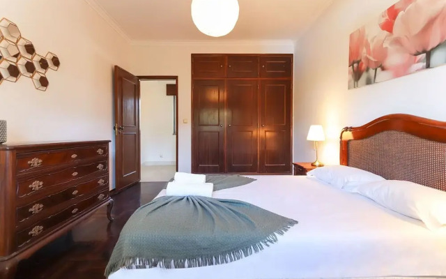 Sintra Classic Villa by Homing