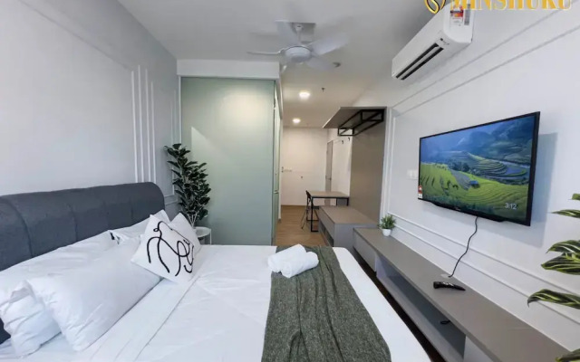 Sky Pool Suites KL Sentral -Riveria City