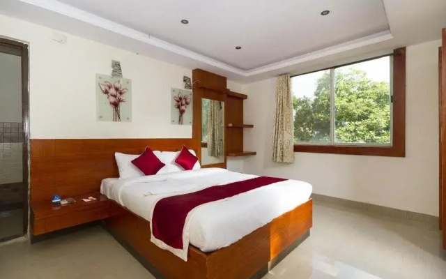 OYO 628 Hotel Umerkot Comforts