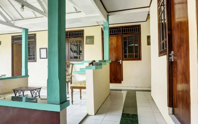 Spot On 90928 Wisma Asri Putra Syariah