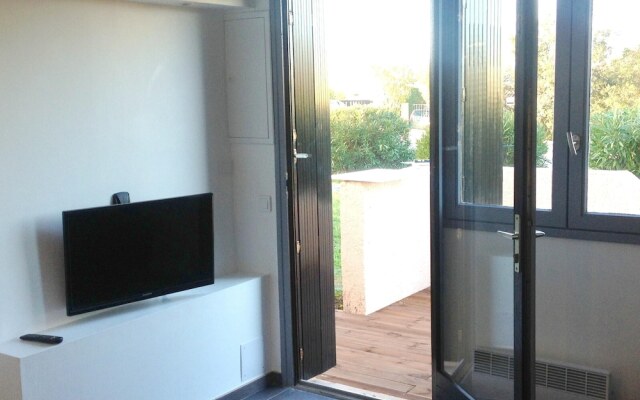 Studio Appartment 303