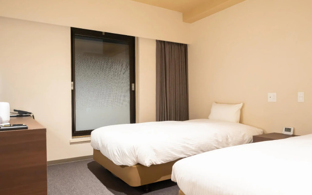 Shinsaibashi ARTY Inn